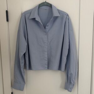 Women’s Light Blue Button-Up cropped Shirt size L